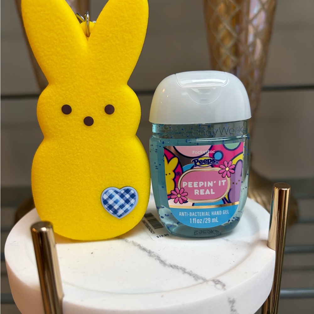 Bath & Body Works Peeps Shea Lounge Socks & Peeps PocketBac Holder & BAC NWT - Picture 2 of 4
